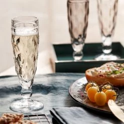 Leonardo Flûtes de champagne Brindisi (lot de 6) - Transparent - 140 ml 9 Leonardo Flûtes de champagne Brindisi (lot de 6) - Transparent - 140 ml -Promos Verres Magasin 1000263089 210505 12154500021 MOOD DETAILS P000000001000263089 mood