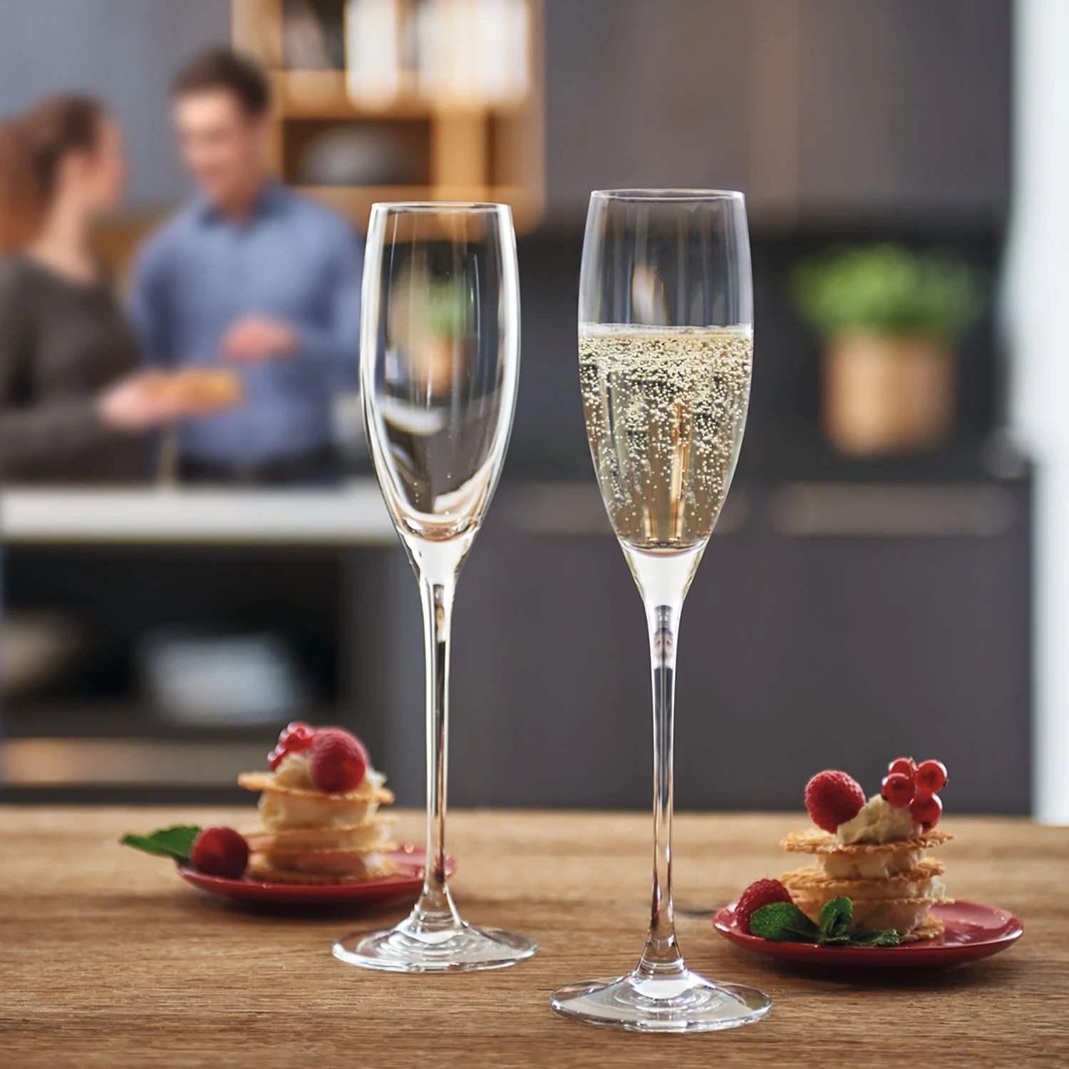 Leonardo Flûtes de champagne Cheers (lot de 6) - Transparent - 220 ml 4 Leonardo Flûtes de champagne Cheers (lot de 6) - Transparent - 220 ml – Image 2