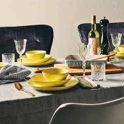 Butlers Verre à vin rouge WINE DINE - Verre cristallin - Transparent -Promos Verres Magasin 1000333430 220218 023 MOOD DETAILS P000000001000333430 mood