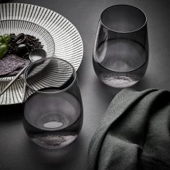 Butlers Verres CALICO - Verre transparent - Gris 8 Butlers Verres CALICO - Verre transparent - Gris -Promos Verres Magasin 1000365218 220803 021 MOOD DETAILS P000000001000365218 mood